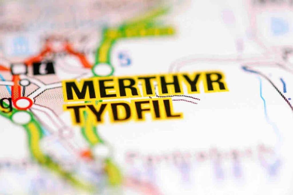 Bee Hive Merthyr Tydfil Buitenkant foto